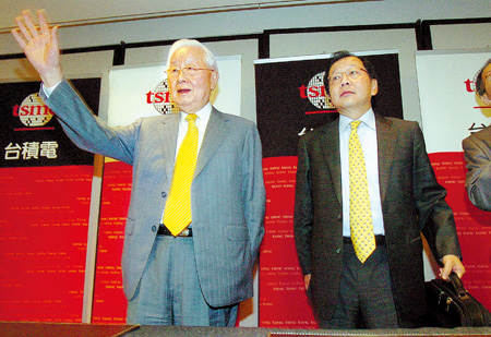 臺積電董事長張忠謀(左)和前CEO蔡力行(右) 臺積電董事長張忠謀(左)和前CEO蔡力行(右)